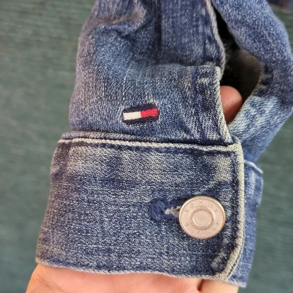 Tommy Hilfiger Denim Ladies Jean Jacket - Picture 4 of 7
